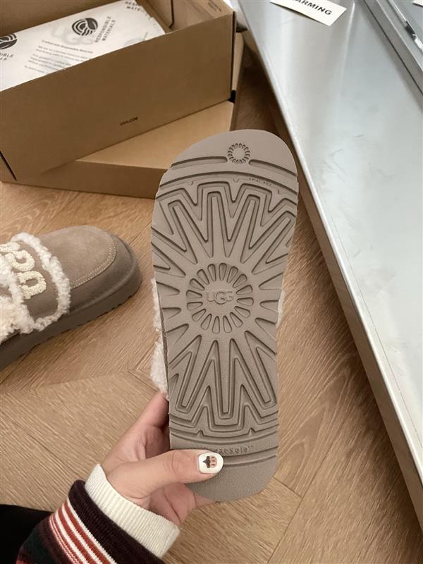 2025126111321549 220